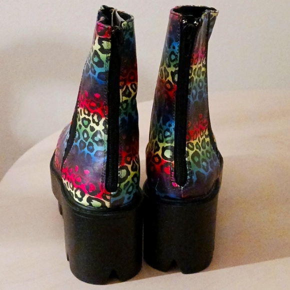 Rainbow Leopard Traction Sole Platform Booties - Picture 7 of 7